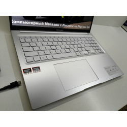 Ноутбук ASUS VivoBook 16M/5.6 IPS FHD 1920x1080/AMD Ryzen 5 150/AMD Radeon Graphics/16 GB DDR5/SSD-512 GB (M2)
