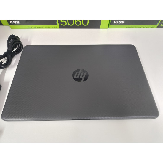 Ноутбук HP 15G/AMD 3020E/4 GB DDR4/SSD - 128 GB (M2)
