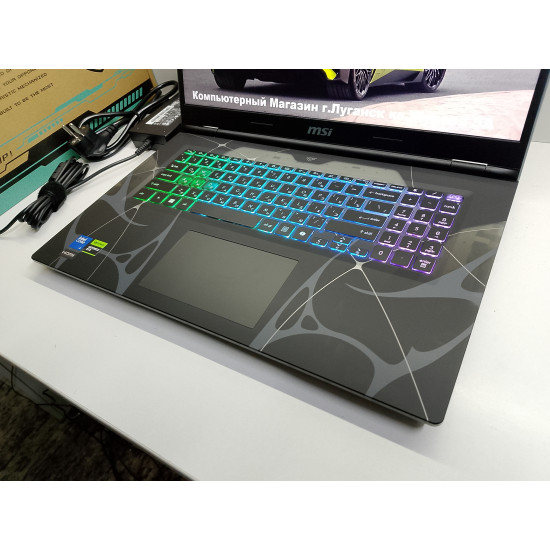 Игровой Ноутбук MSI CYBORG 17/144Hz/Core 5 210H/RTX 5060/16/1024